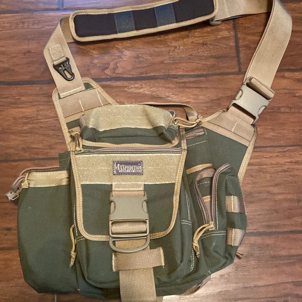 Maxpedition versipack crossbody shoulder bag